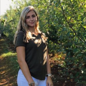 Meet your Posher, Lauren